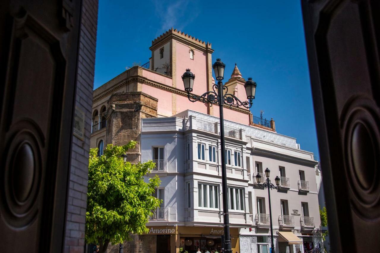 Torre Homenaje Historical Suites Sevilla Eksteriør billede